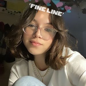 Meet your Posher, Abigail